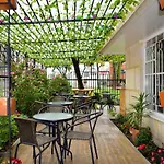 Casa Hotel Santa Teresita